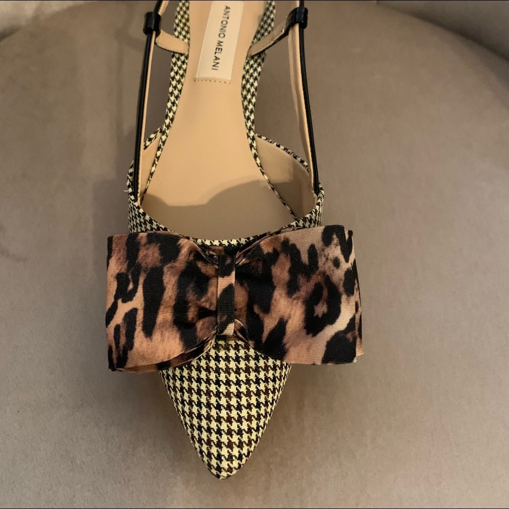 Antonio Melani style Galorie color hounds tooth, with a leopard bow. - Picture 3 of 13